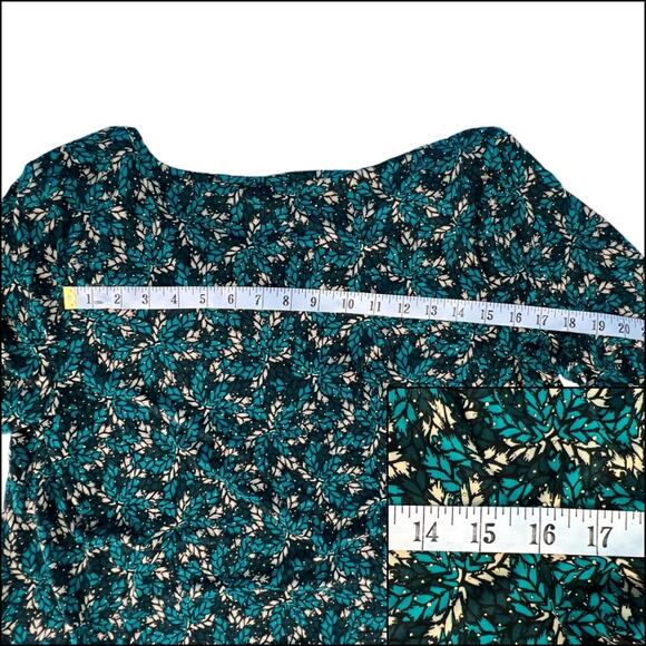 Rafaella Enchanting Leaf Pattern Bell Sleeve Top LARGE Teal Cream Black Asymmetr - Picture 12 of 15